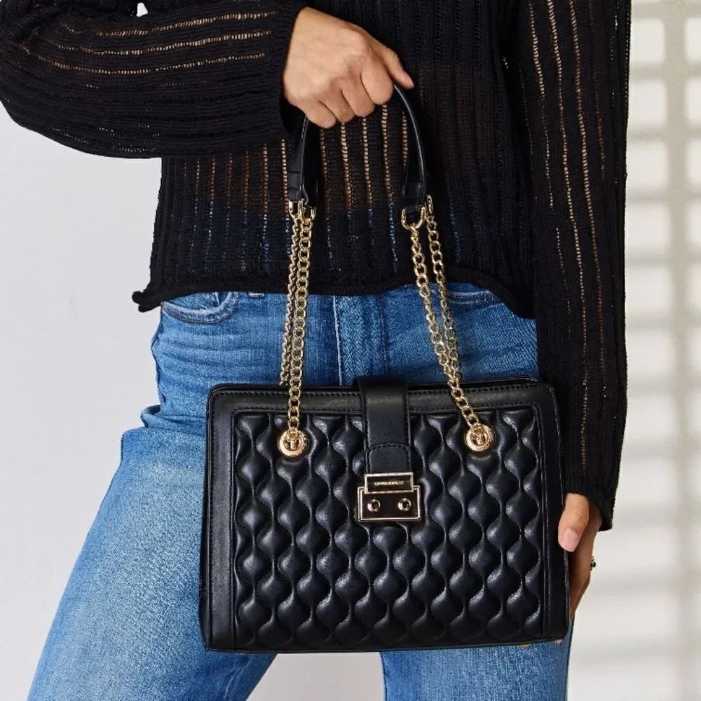 David Jones USA Quilted PU Leather Elegant Black Handbag w Gold Chain